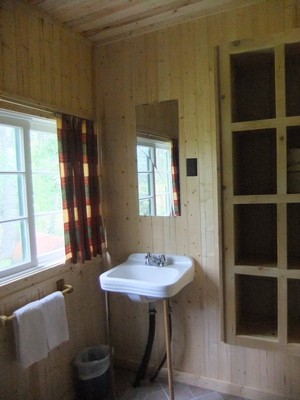 Fish Buck Lake Wilderness Lodges and Outposts — Fly-In Fishing Lodge, Northern Ontario